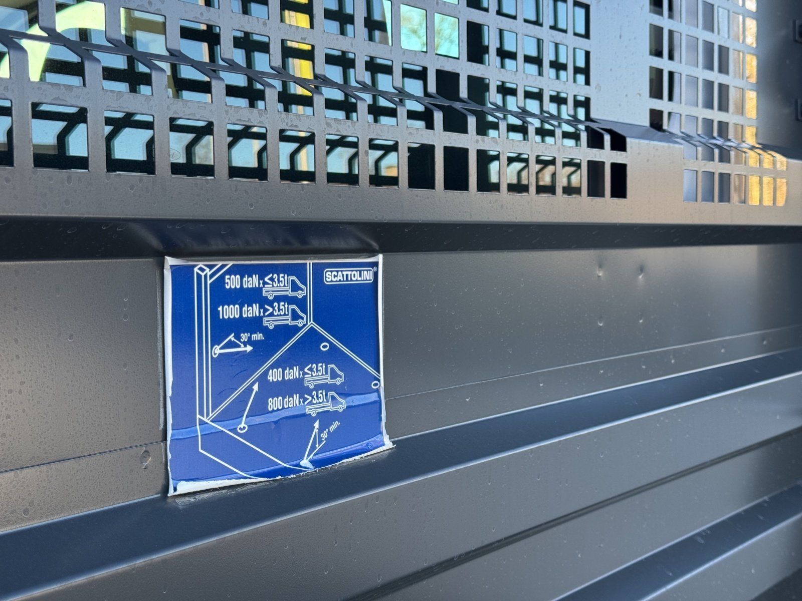 Fahrzeugabbildung Ford Transit Doka Pritsche 350 L3