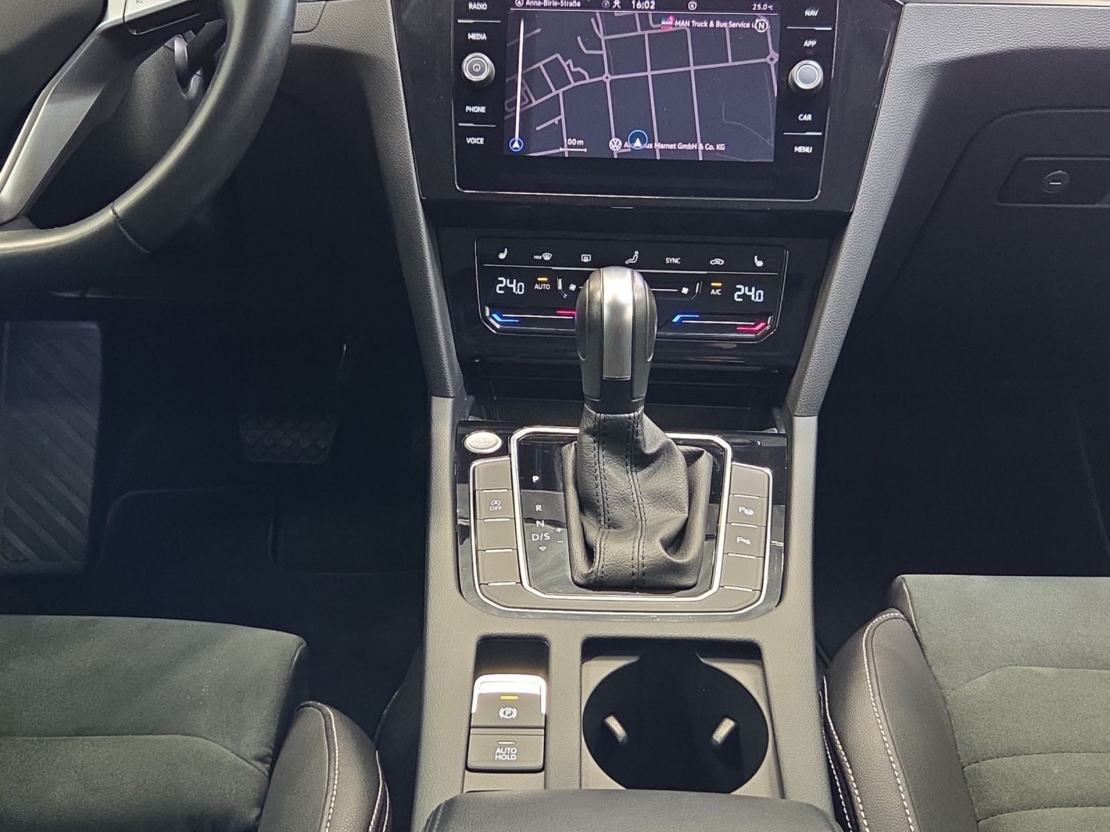 Volkswagen Passat Variant - Bild 9