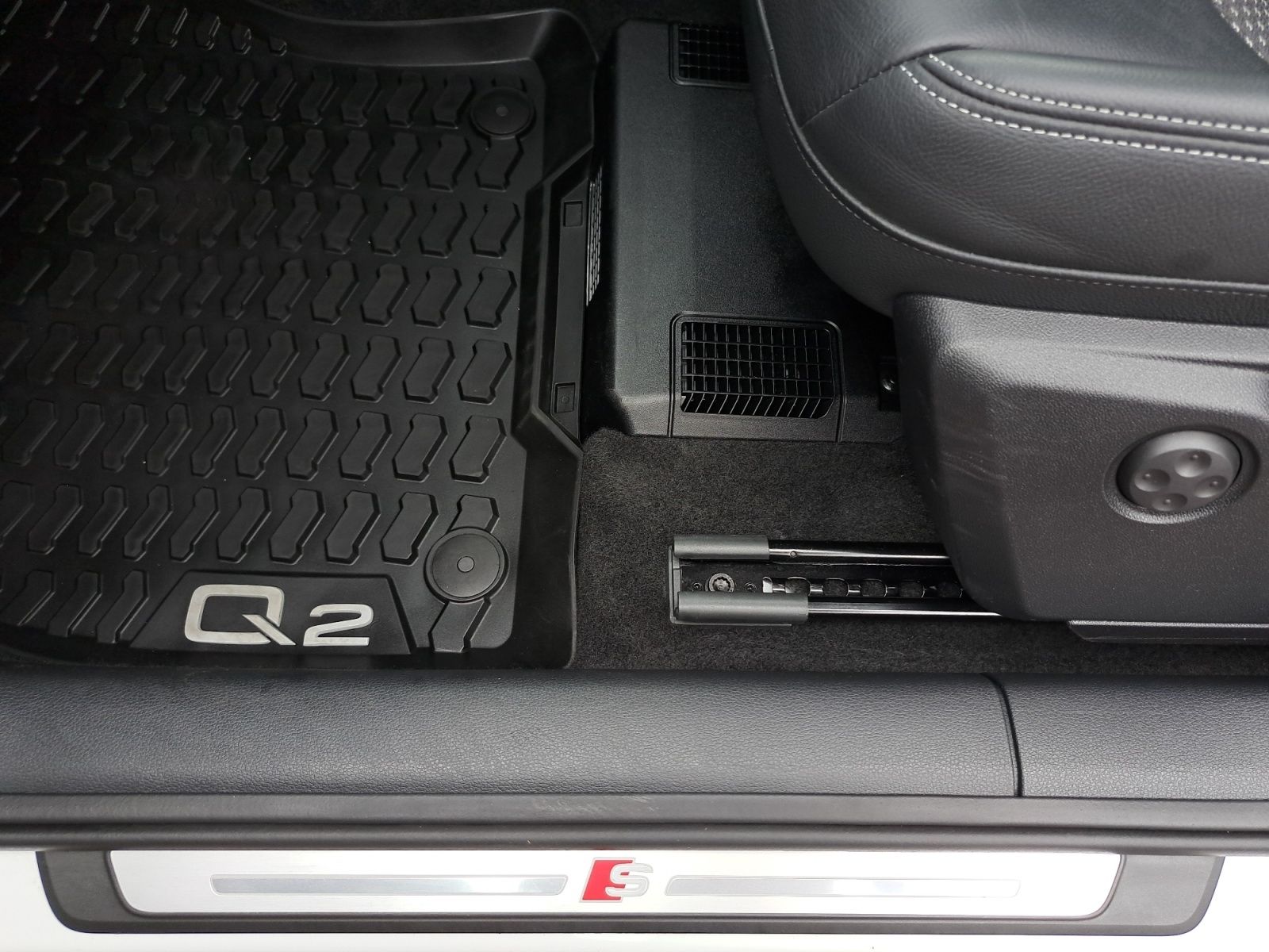 Audi SQ2 - Bild 34