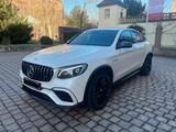 Mercedes-Benz Mercedes GLC 63 AMGs  4Matic - weiße Mercedes-Benz GLC 63 AMG