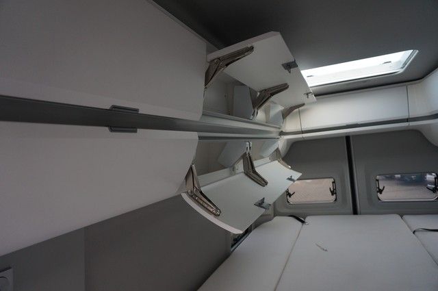 Fahrzeugabbildung Volkswagen Crafter Grand California 680 DSG 4M Standhzg. LE