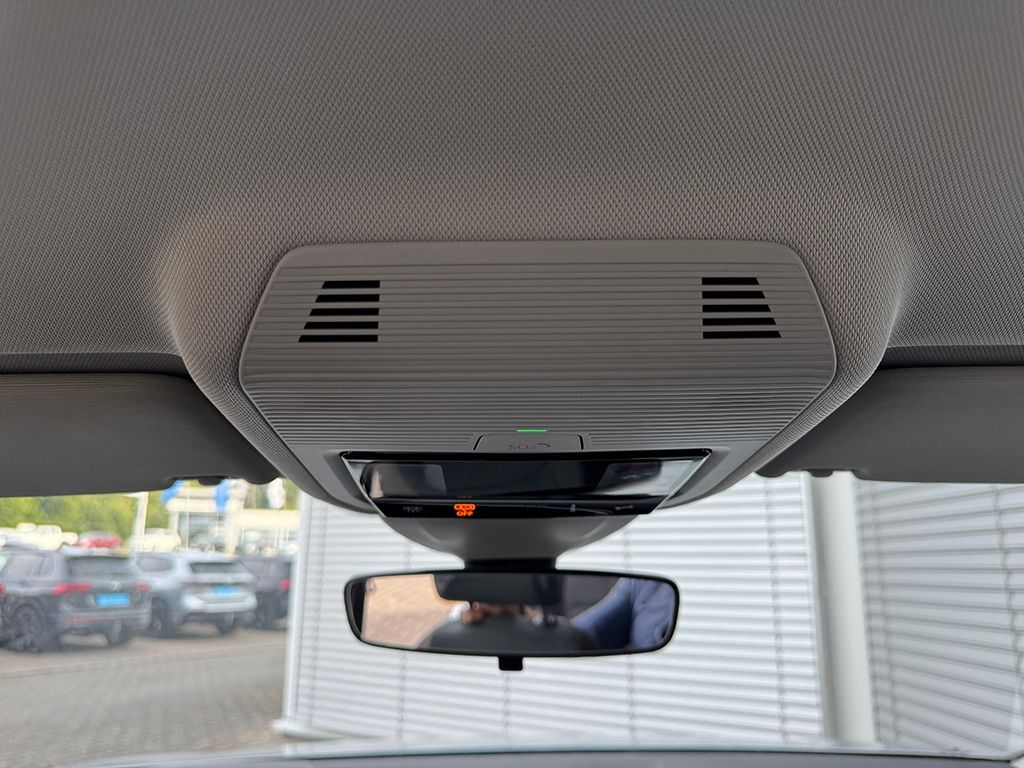 Golf VIII 1.5 TSI LIFE *STDHZG*NAVI*LED*ACC*
