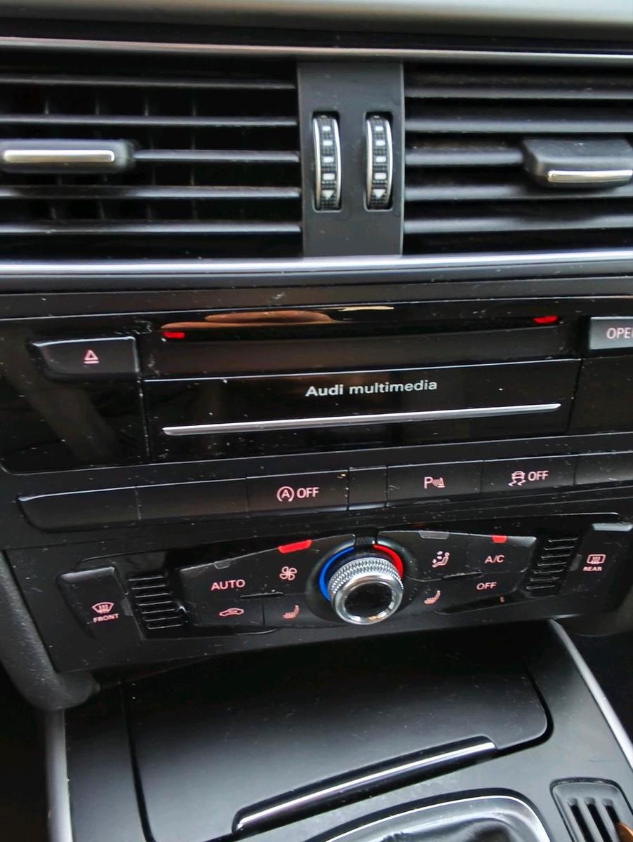 Audi A4 2014 — photo 7