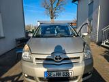 Toyota Corolla Verso  7-Sitzer_ 2.2 Diesel - Toyota Corolla Verso aus 2007 mit Diesel-Antrieb