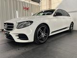 Mercedes-Benz E -Klasse Lim. E 200 AMG Line/LED/AHK/ACC/SHZ - Mercedes-Benz: Weiß, Klasse