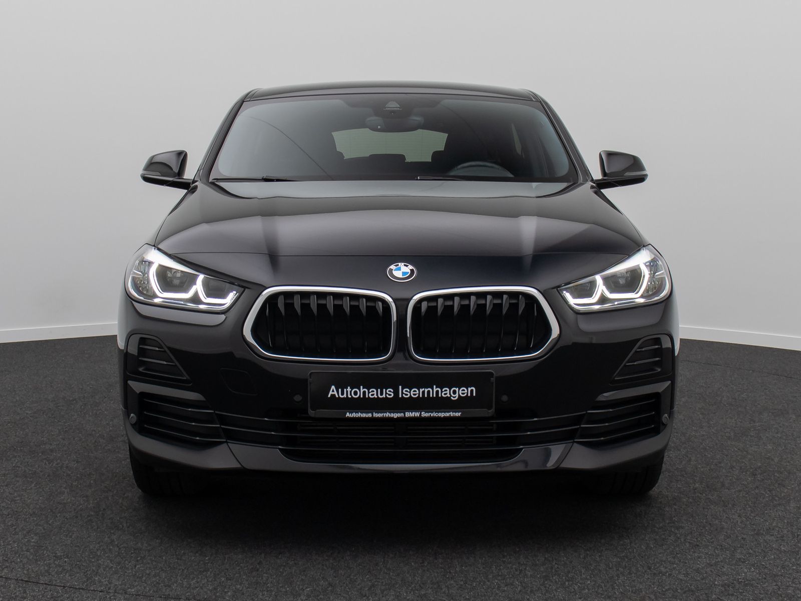 Fahrzeugabbildung BMW X2 sD18d DAB Kamera DAB Sportsitz ParkAss 18Zoll