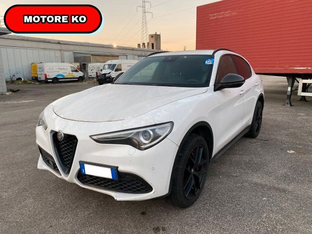 Alfa Romeo Stelvio 2.2 t B-Tech Q4 210cv MOTORE 