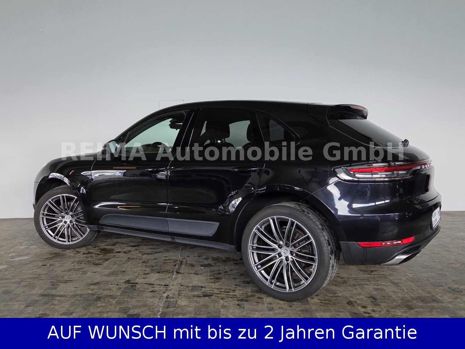 Fahrzeugabbildung Porsche Macan 2,0i, , LED, Standheizung, Luft, Pano
