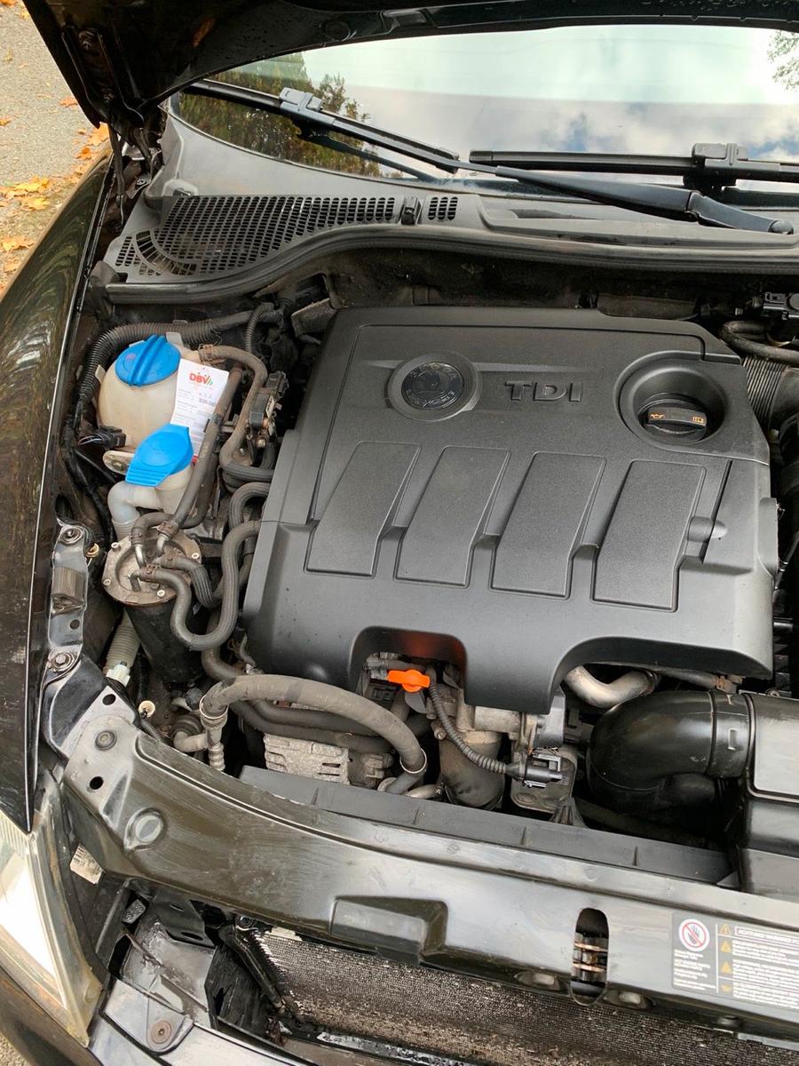 Skoda Octavia 2011 — photo 11