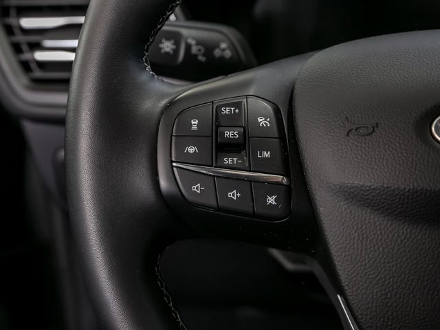 Ford Kuga 2.5 Plug-In Hybrid Vignale Stauassistent