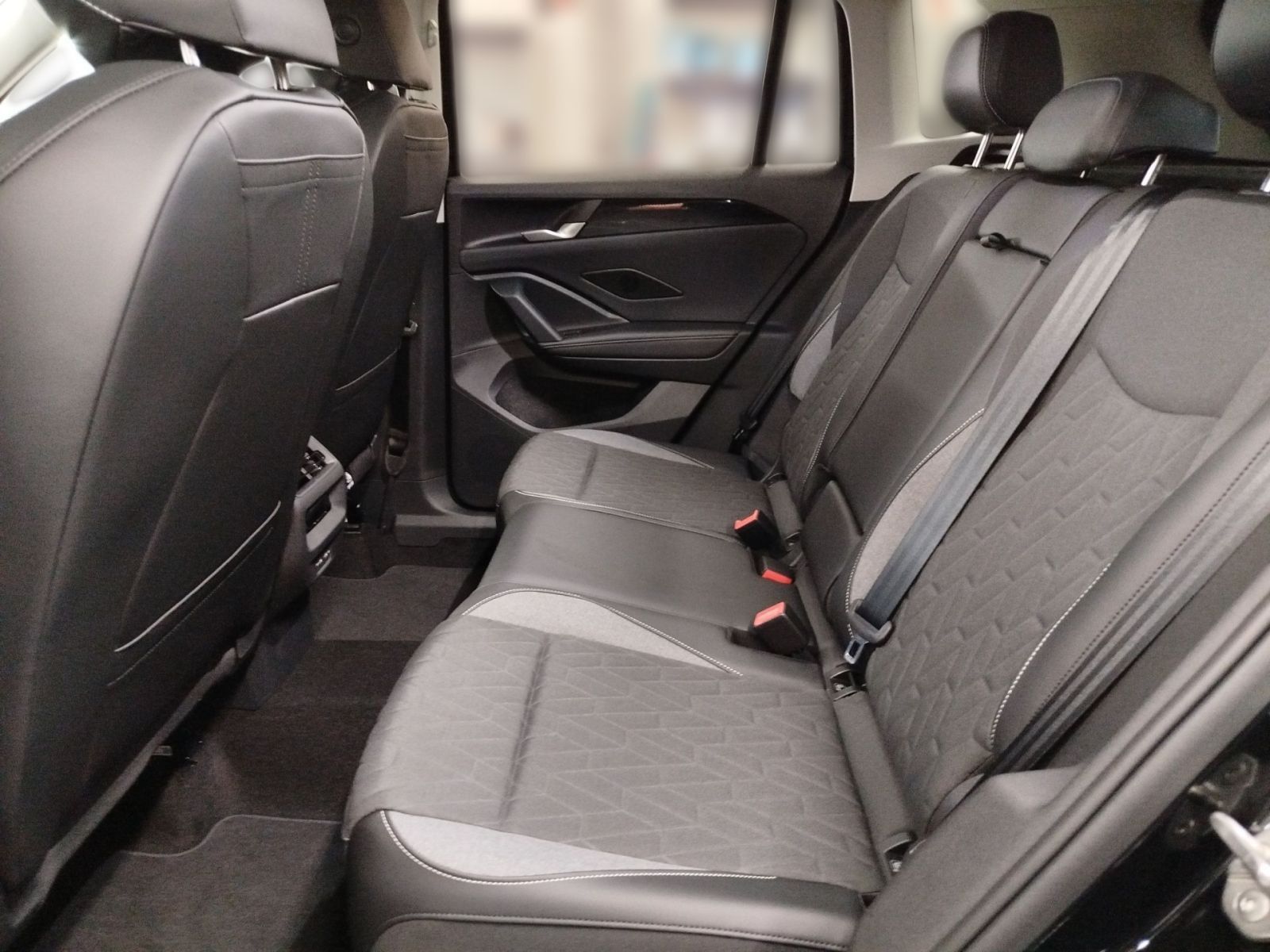 Volkswagen Tiguan - Bild 10
