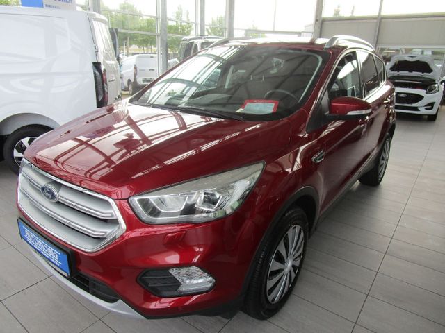 Kuga Cool & Connect