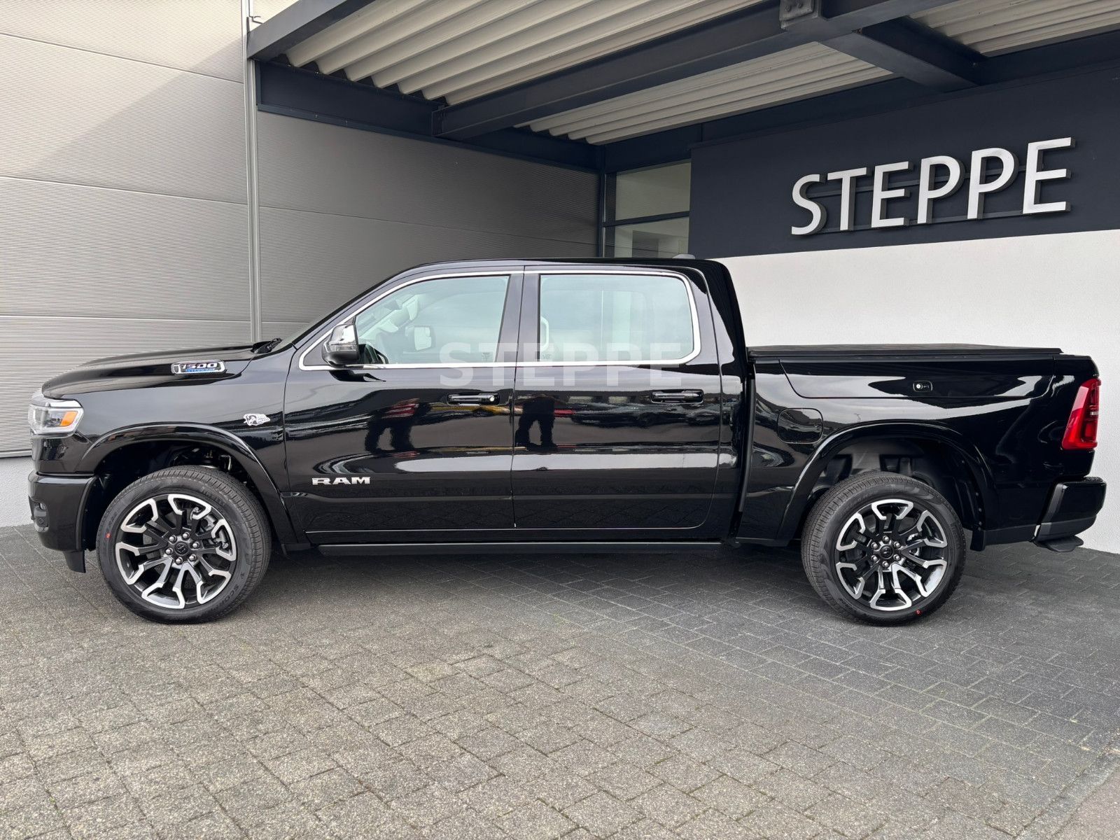 Dodge 2026 RAM 1500 Limited Longhorn 5,7LV8 Rambox