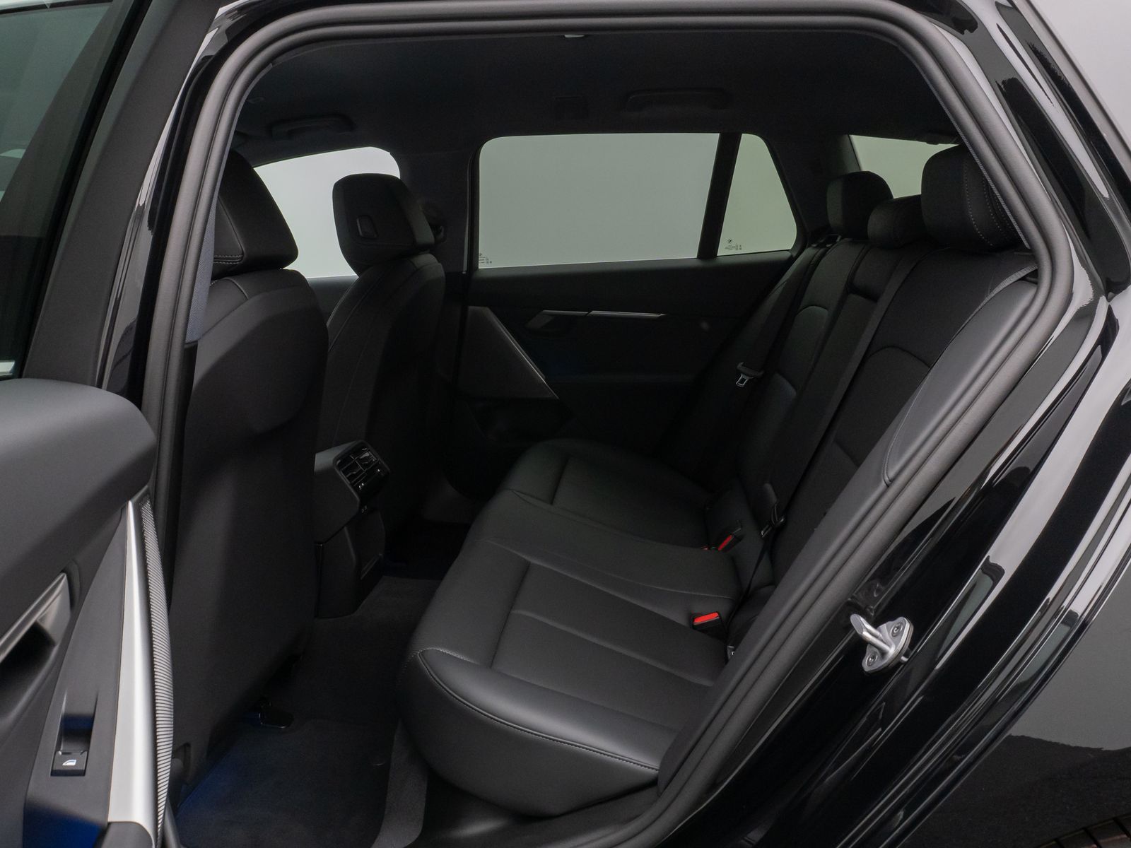 Fahrzeugabbildung BMW 520d Kamera DAB H/K Leder AdaptivLED Alarm Sport