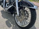 Harley-Davidson Road King FLHRC - HARLEY-DAVIDSON FLHR ROAD KING
