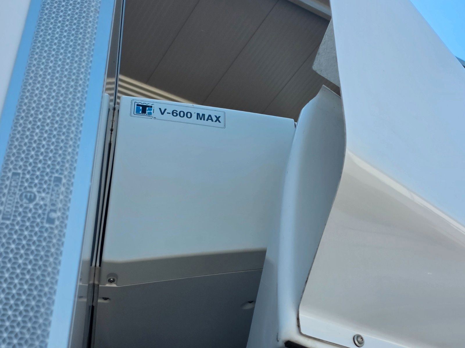 Fahrzeugabbildung Mercedes-Benz Atego 818 L ThermoKing V-600 Max LBW Klima