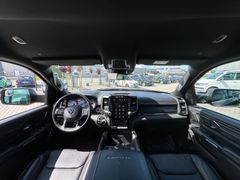 Fahrzeugabbildung Dodge RAM 1500 Limited LPG Luft LED HUD  Retrax dt.Fzg