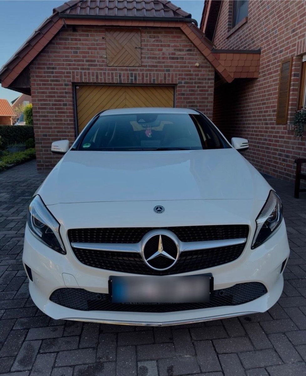 MERCEDES-BENZ Mercedes A180 Urban Line W176