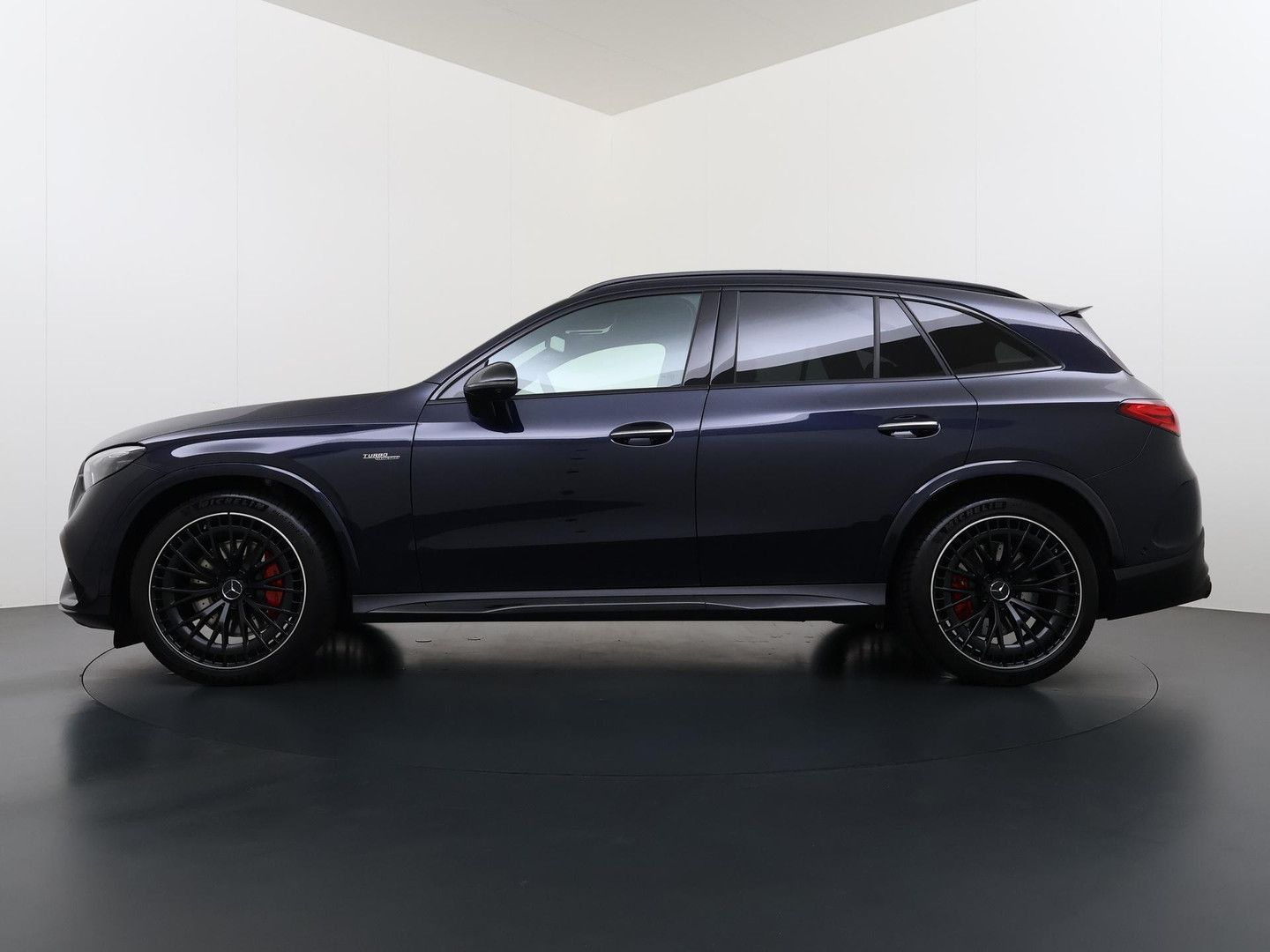 Mercedes-Benz GLC 43 AMG 4MATIC | Head-Up Display | Panorama - imagem 2