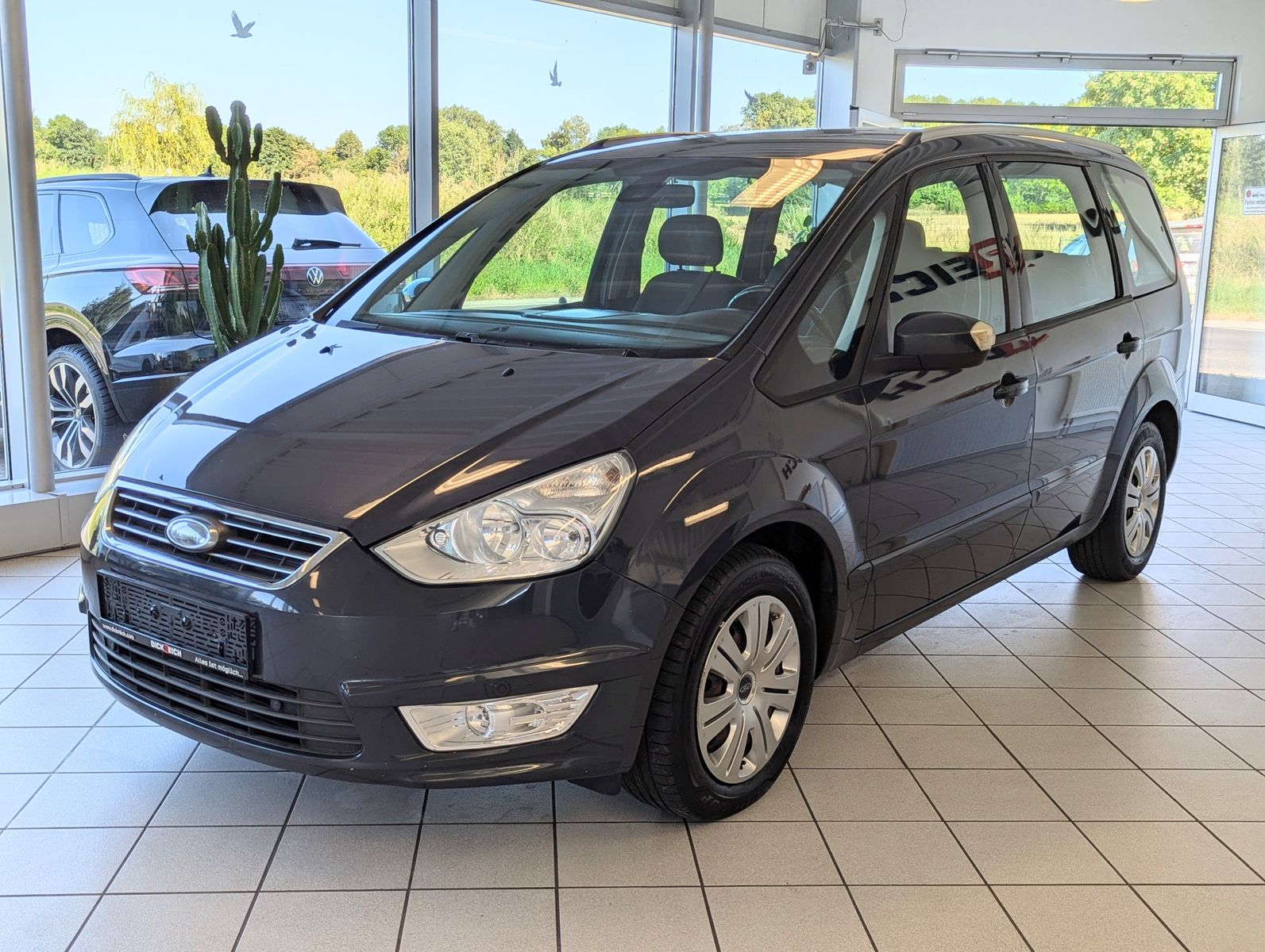 FORD Galaxy 2.0 TDCi Navi 7-Sitze Traveller-Paket SHZ - Image 3