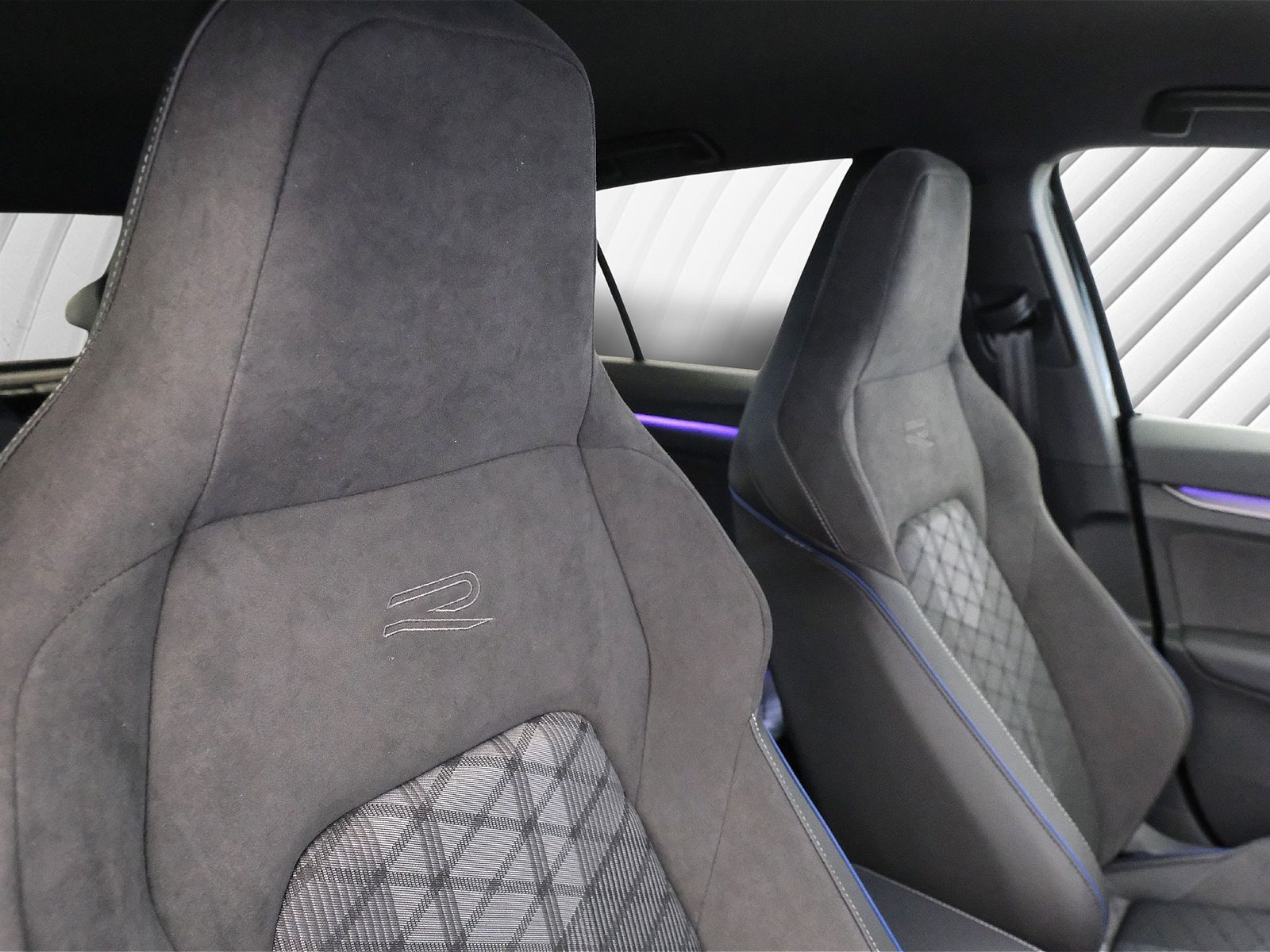 Volkswagen Golf - Bild 12