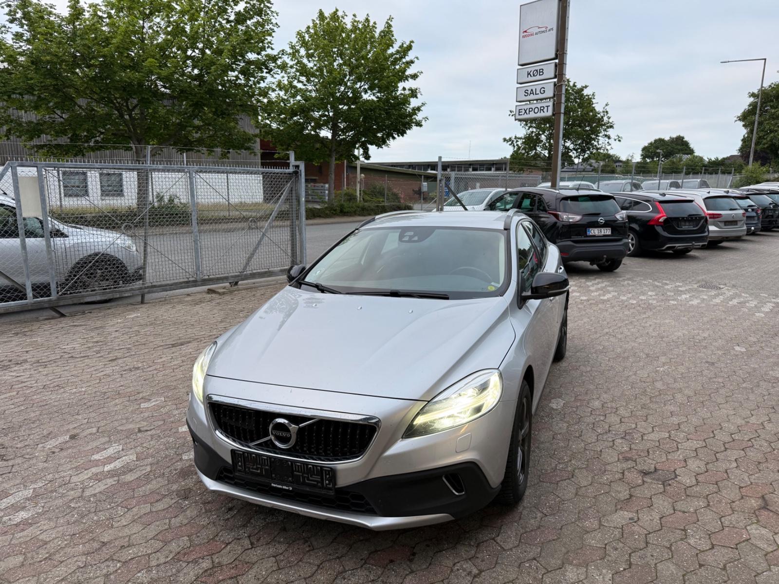 Volvo V40 Cross Country D3 Geartronic Plus