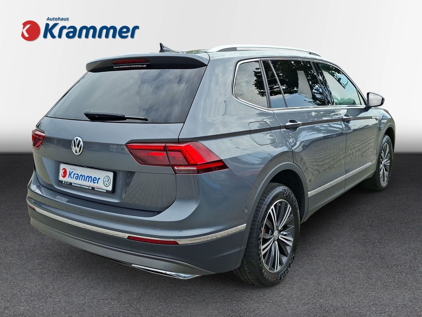Tiguan Allspace 2.0 TDI Highline 4M *PANO*NAVI*K
