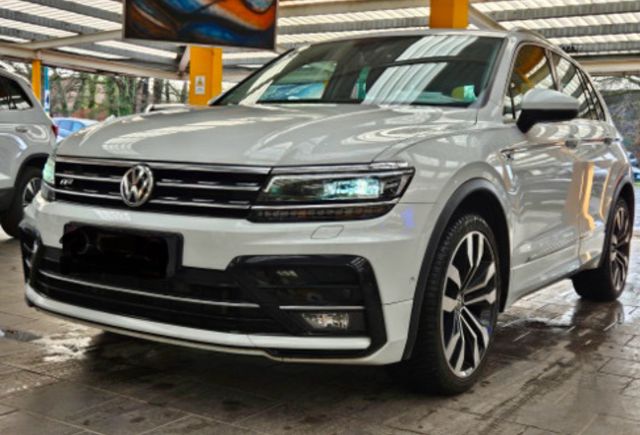 Volkswagen Tiguan 4Motion  R-Line Kamera+AHK+Standhzg+LED