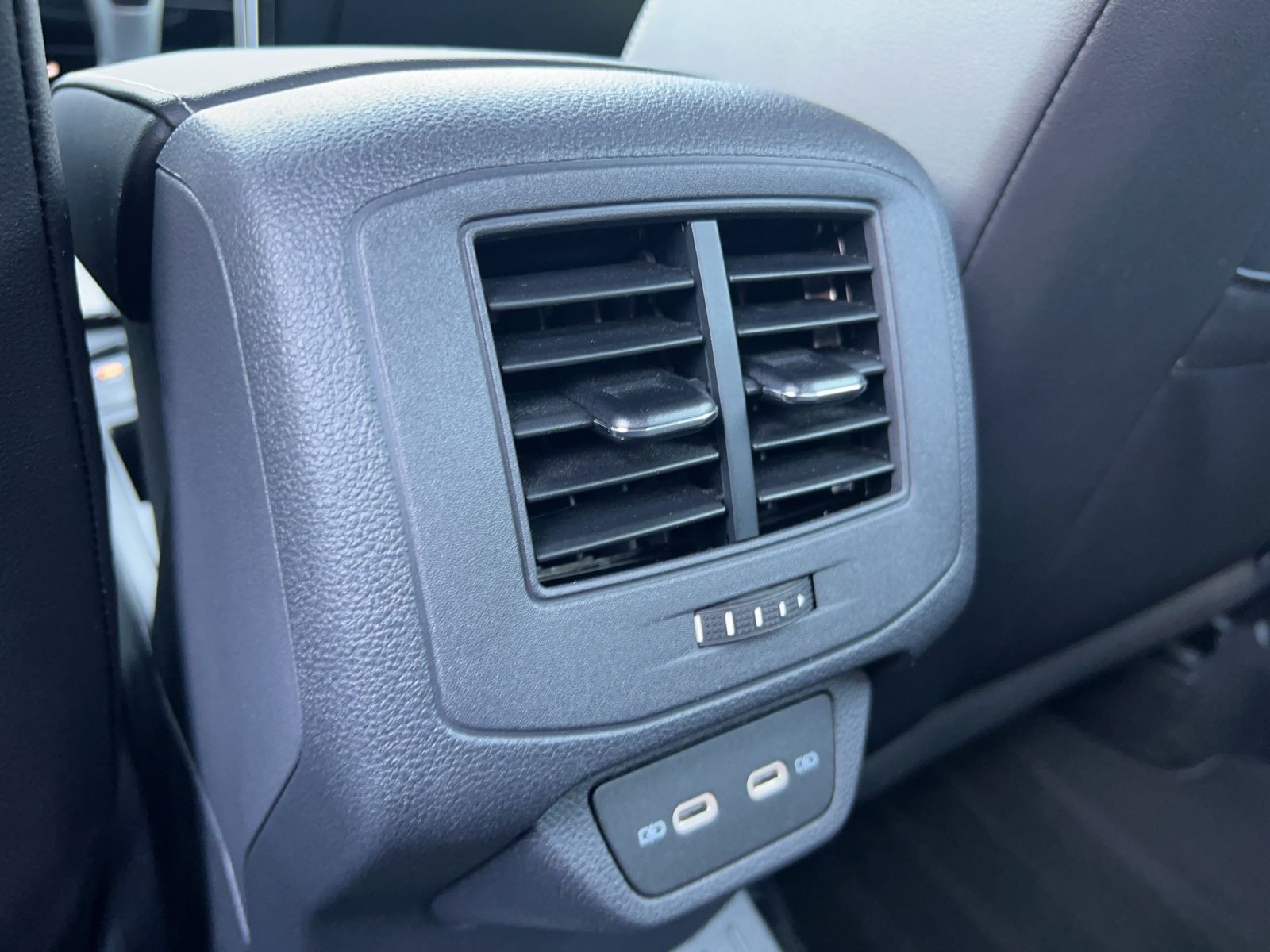 Volkswagen T-Roc - Bild 35