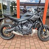Yamaha MT07 black - NAKED BIKE VON 501 BIS 750 CCM