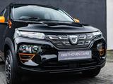 Dacia Spring Comfort Plus  LEDER NAVI 1HAND - schwarze Dacia Spring