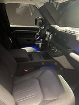 Land Rover Defender 2.0 D240 SE 110 SE - Land Rover Defender Gebrauchtwagen in München