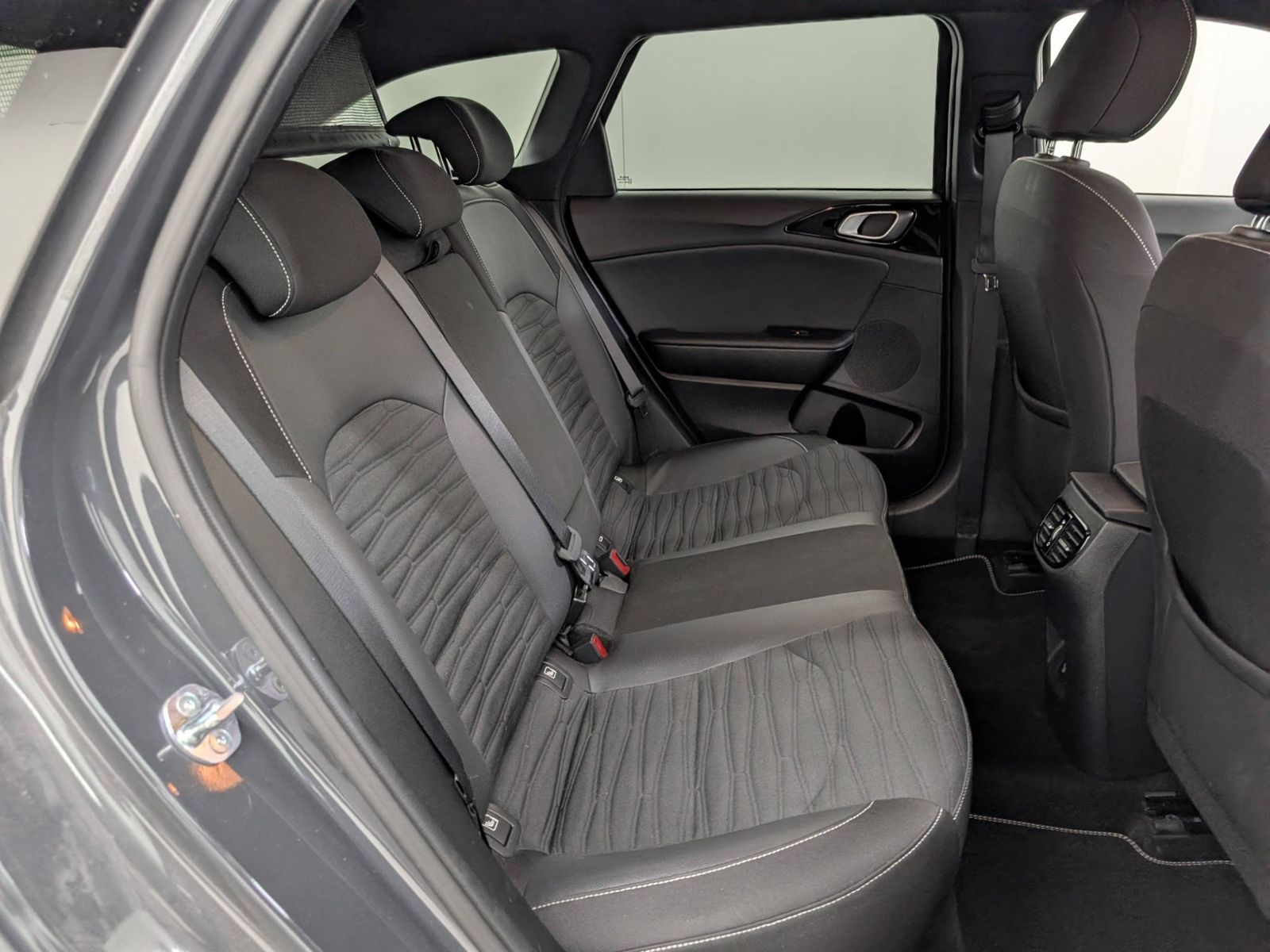 KIA cee'd Ceed SW 1.5 T-GDI DCT GT-Line JBL – Bild 13