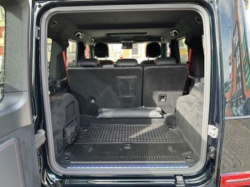 Fahrzeugabbildung Mercedes-Benz G 63 AMG G -Modell Station G 63 AMG NETTOVERKAUF