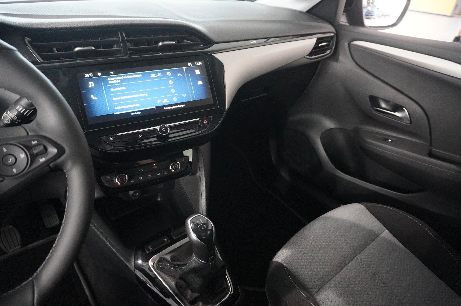 Fahrzeugabbildung Opel Corsa F 1.2 FACELIFT NAVI/LED/KAMERA/VIRTU./DAB+