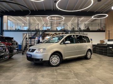 Volkswagen Touran Trendline*7 SITZER*AHK*TEMPOMAT*PDC*