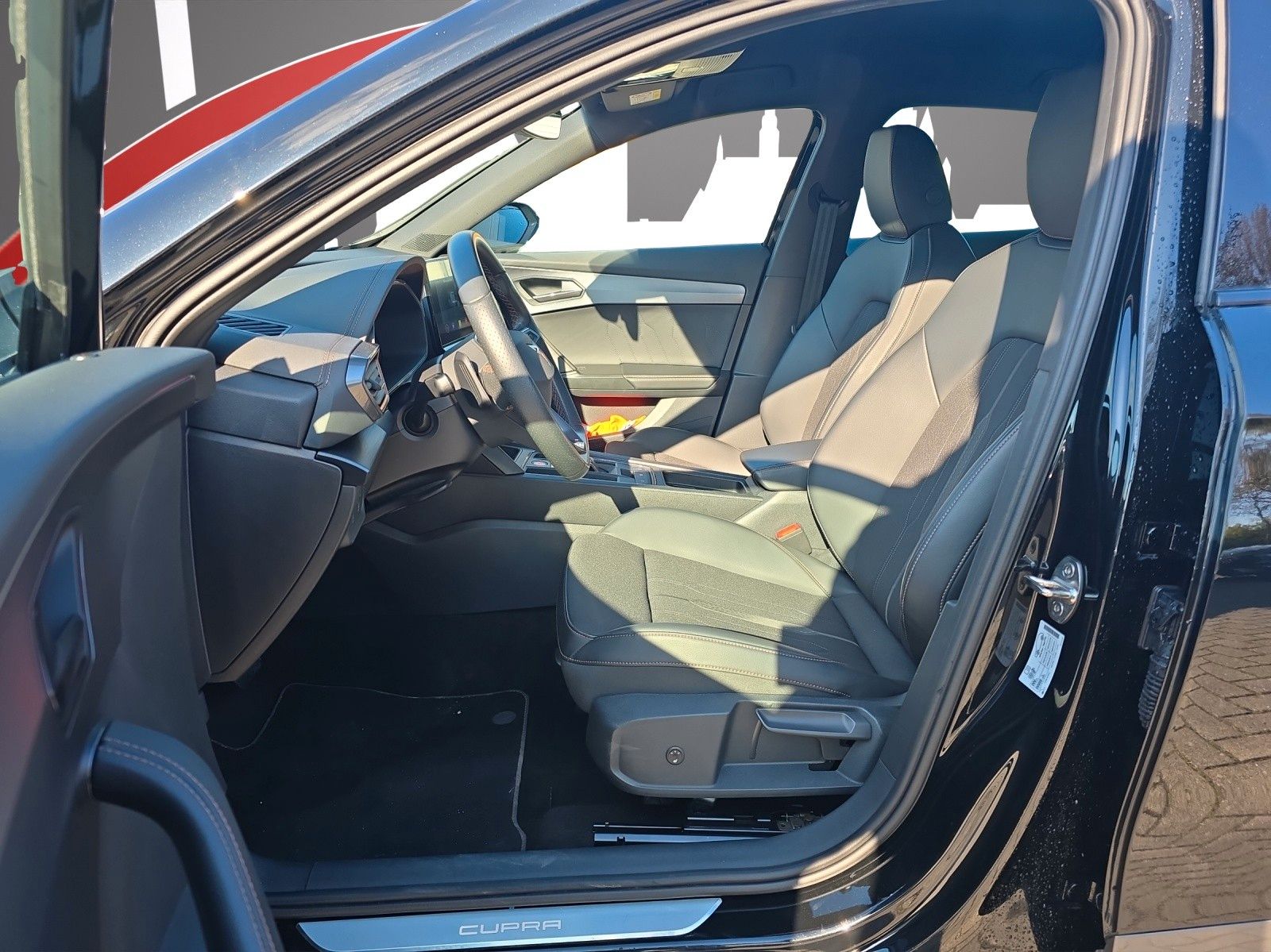 Fahrzeugabbildung CUPRA Formentor 1.5 TSI  DSG LED/APP/SHZ/ACC/PDC/LHZ