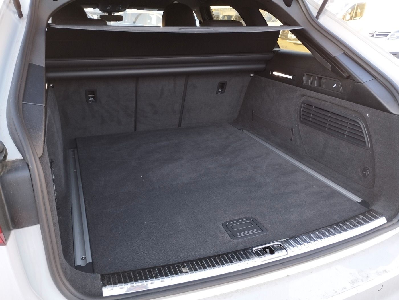 Fahrzeugabbildung Audi A6 Avant 2.0 quattro advanced NEU76T ACC LED KAM