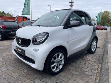 Fahrzeugabbildung Smart ForTwo Coupe EQ Passion SHZ LHZ PDC DAB uvm.