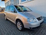 Volkswagen Touran 1.9 TDI Trendl. 1.Hand*AHK*Temp*TÜV 02.27 - Volkswagen Touran: 1.9