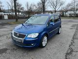 Volkswagen Touran Highline, 7-Sitzer, AHK, TÜV-AU NEU