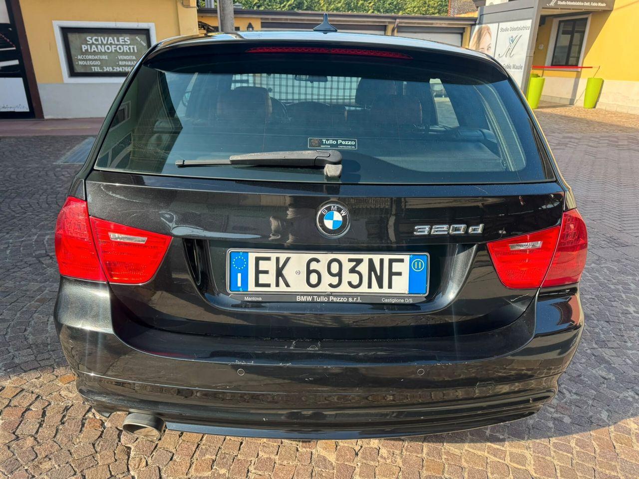 BMW 320 2011 — photo 5