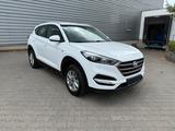 Hyundai Tucson blue IX  35 2WD - Hyundai in Köln