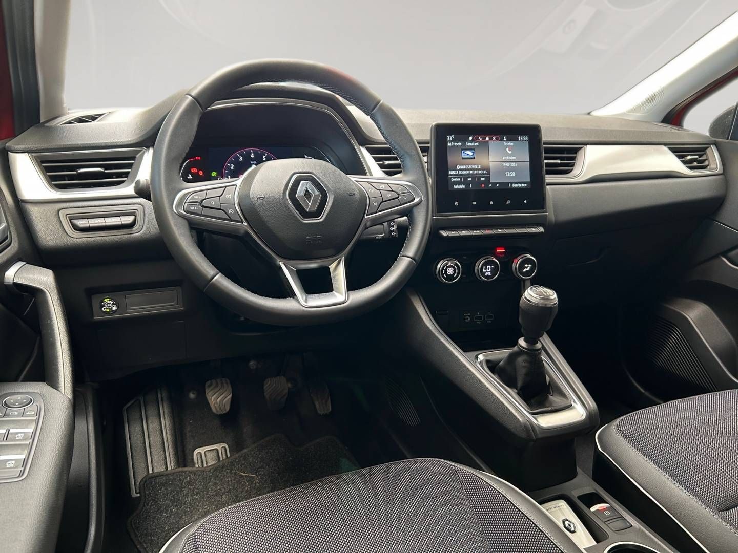 Fahrzeugabbildung Renault Captur TCe 100 LPG Intens