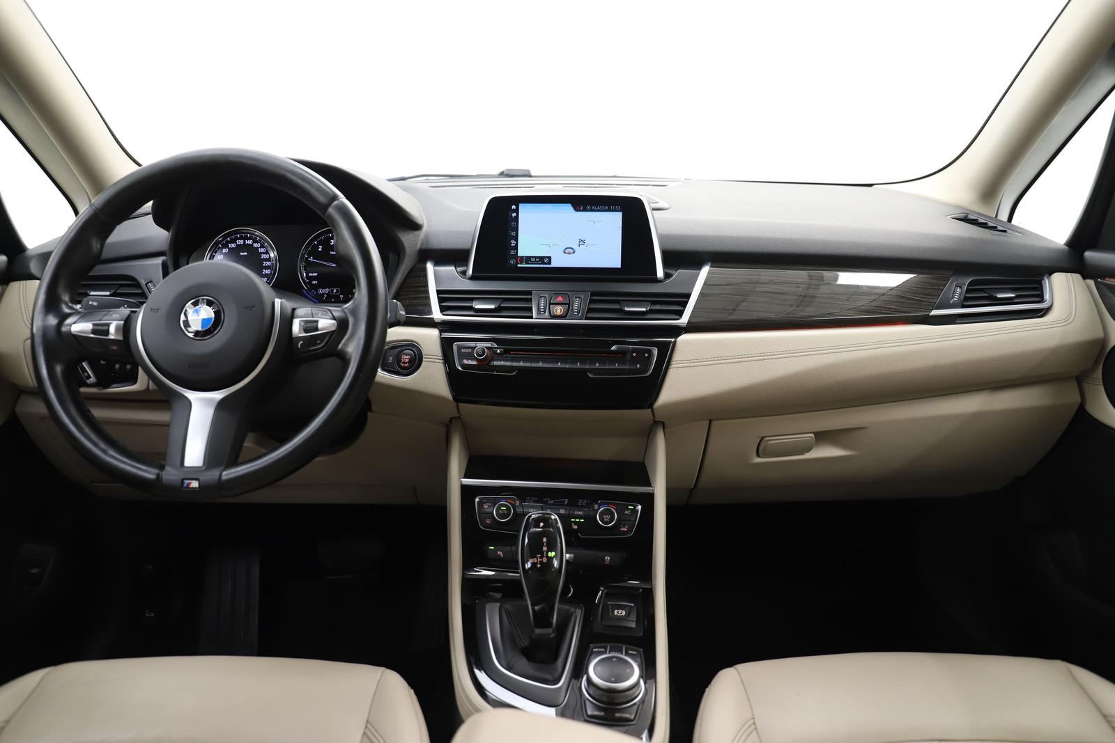 BMW 218i Gran Tourer 1.5 140PS Automatik Luxury Line