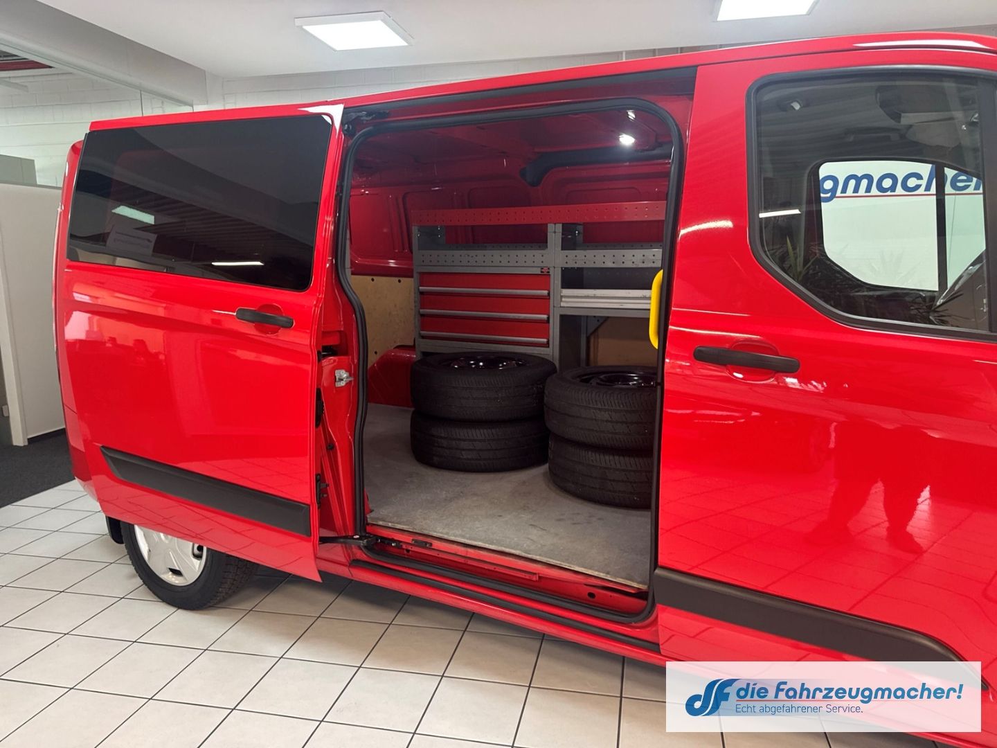 Fahrzeugabbildung Ford Transit Custom Kasten 340 L2 Trend 2.0 TDCi Navi
