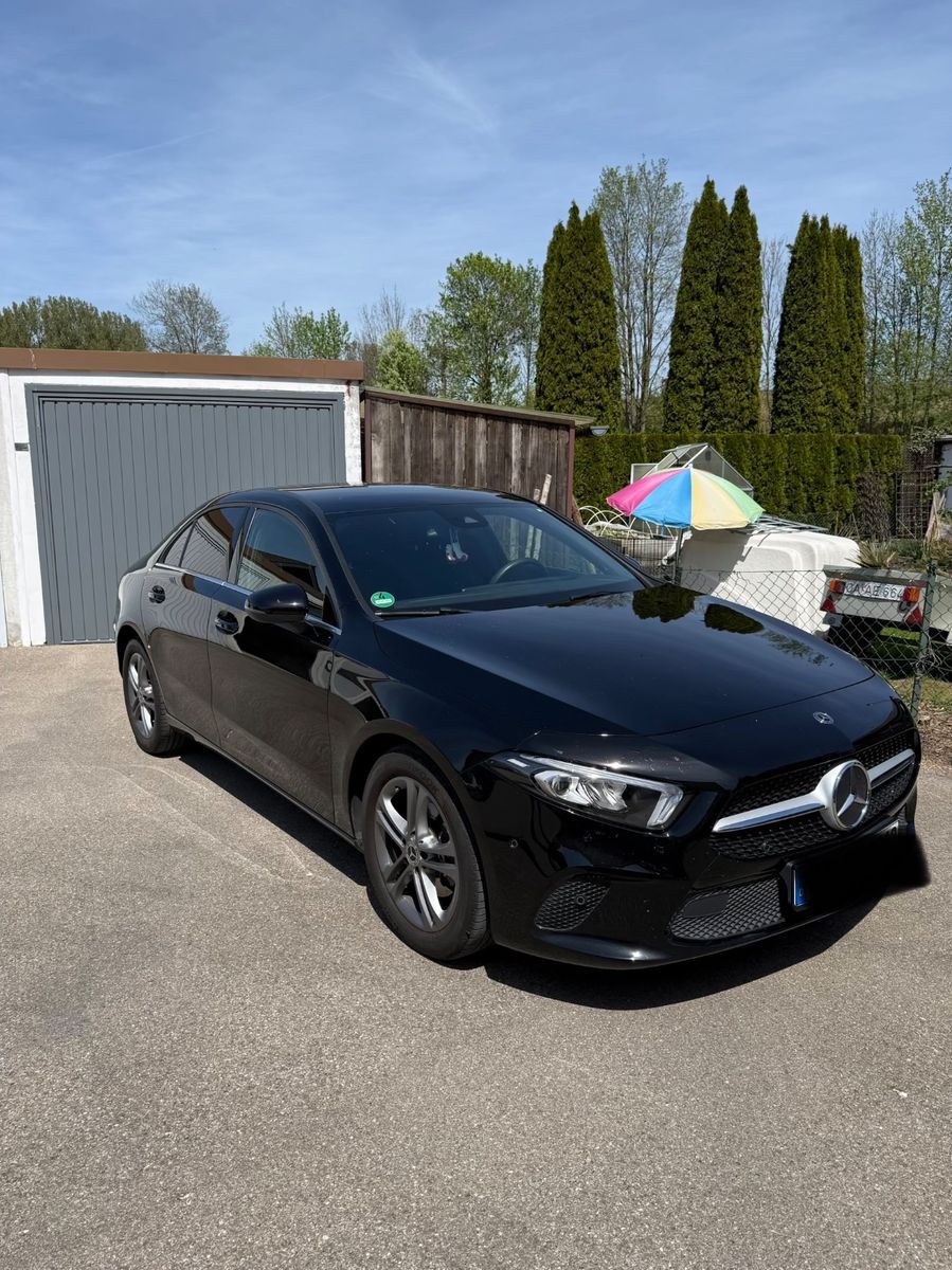 MERCEDES-BENZ A 200 -