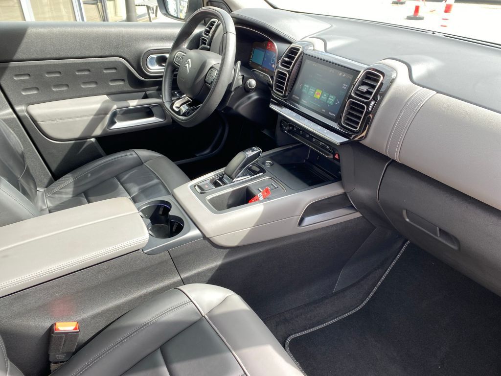 Fahrzeugabbildung Citroën C5 Aircross Hybrid 225 Automatik SHINE PACK