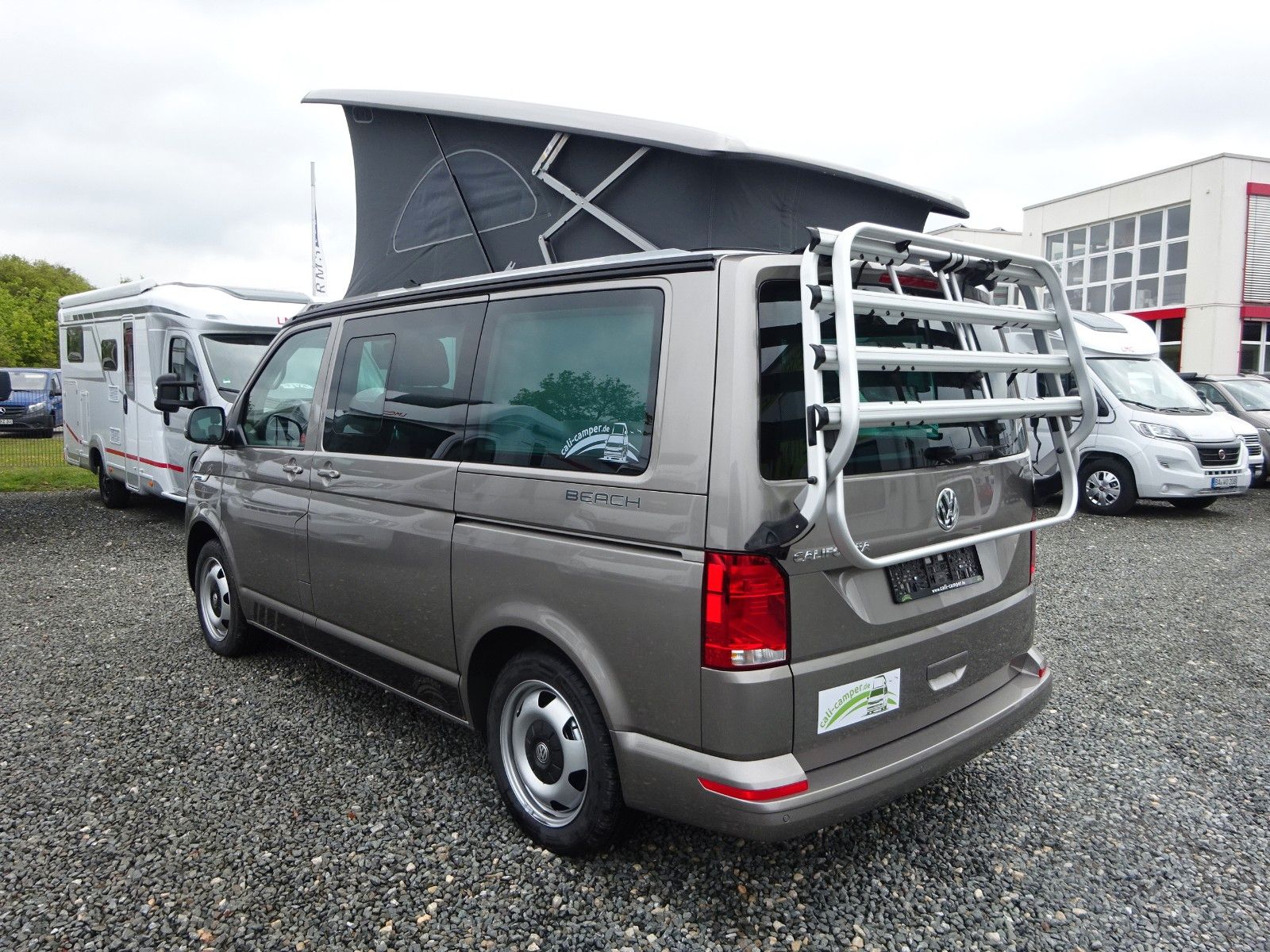Volkswagen VW 6.1 California Beach Tour - Hagelschaden foto 10