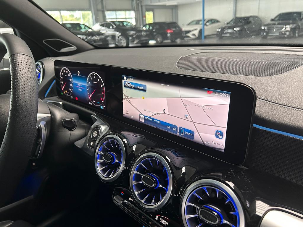 Mercedes-Benz GLB 250